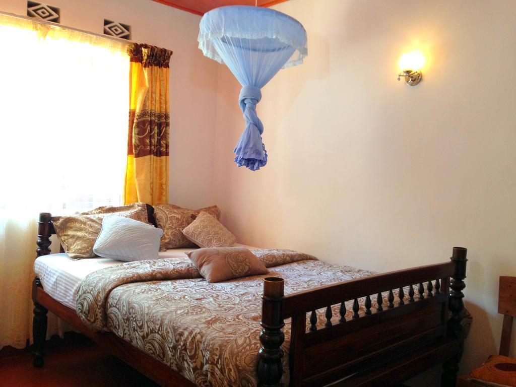 Eeshani Guest Inn Элла Экстерьер фото