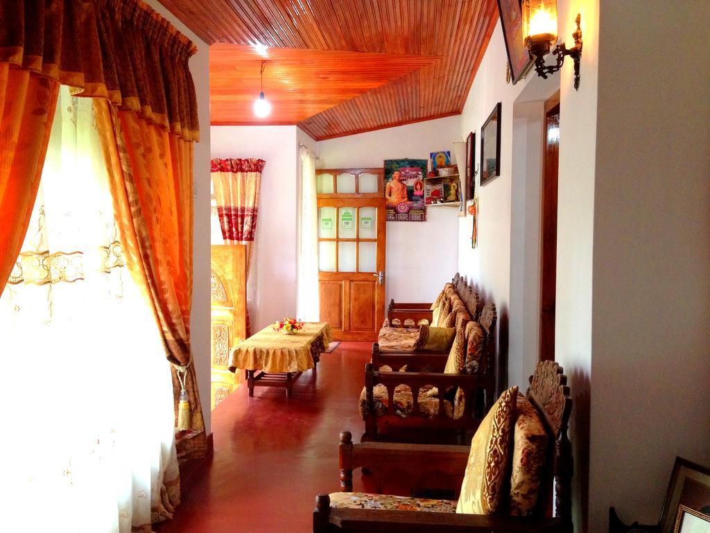 Eeshani Guest Inn Элла Экстерьер фото